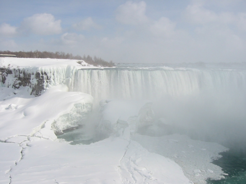 020-Canadian_Falls.jpg